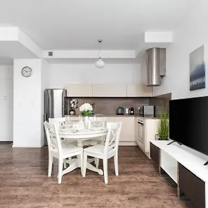 Golden - Big Luxury In The Center - Kolejowa , Warszawa Polska